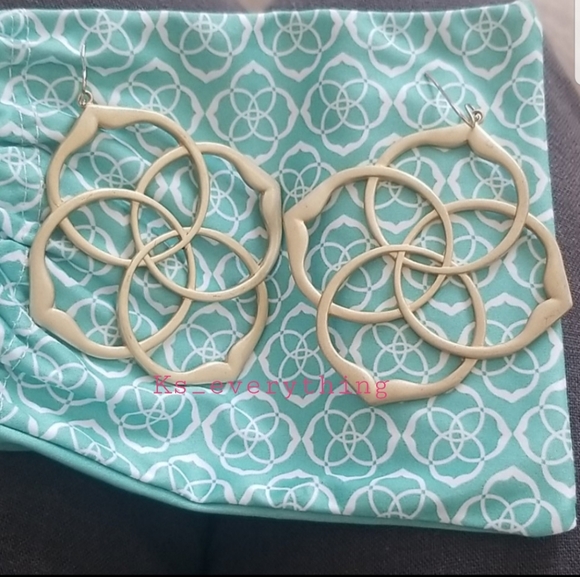 Found! Kendra Scott Rajan earrings - Picture 1 of 1